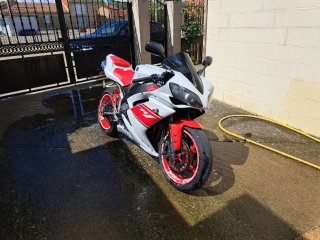 Yamaha R1