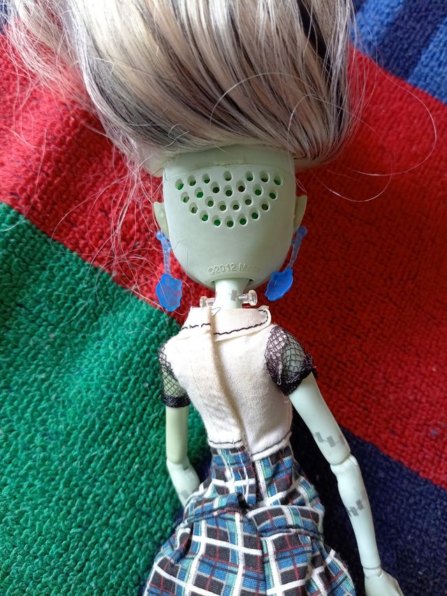 Monster high Frankie Stein ~ Ghouls Alive