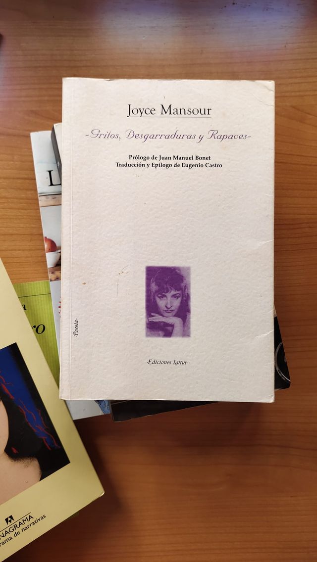 Gritos, desgarraduras y rapaces