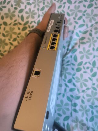 (*GANGA*) Router Cisco 887