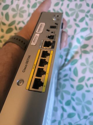 (*GANGA*) Router Cisco 887