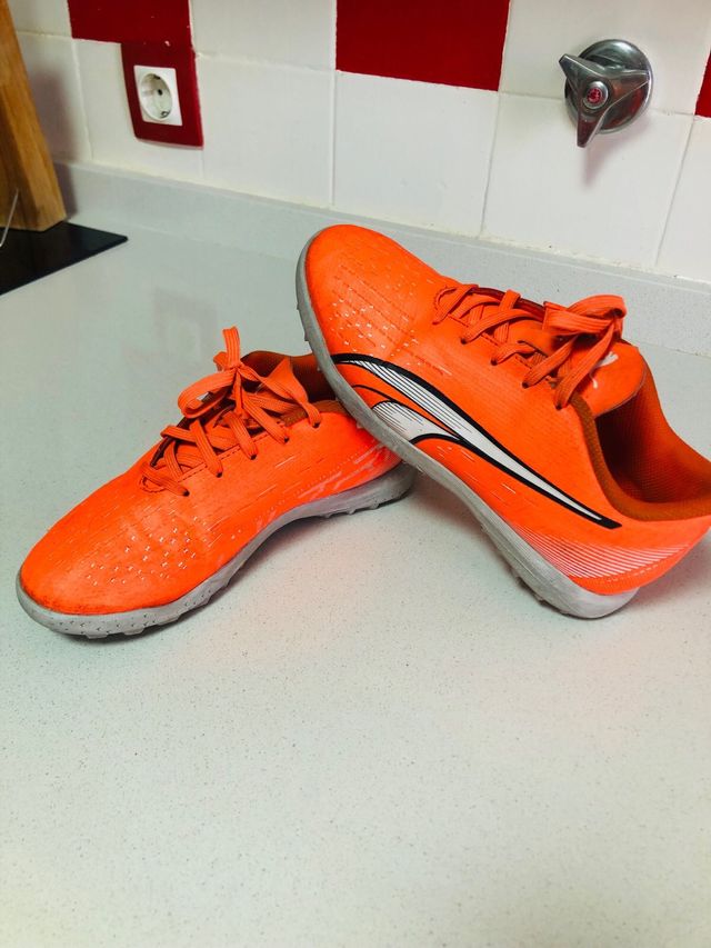 Zapatillas PUMA TALLA 35