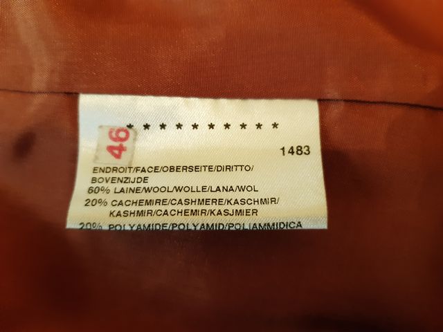 Chaquetón marca Well Talla 46