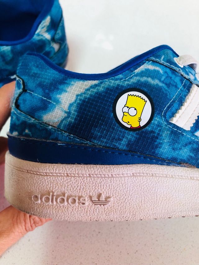Zapatillas ADIDAS THE SIMPSON talla 34