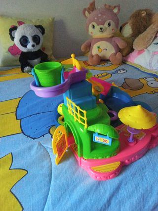 Pin y pon jacuzzi con tobogán