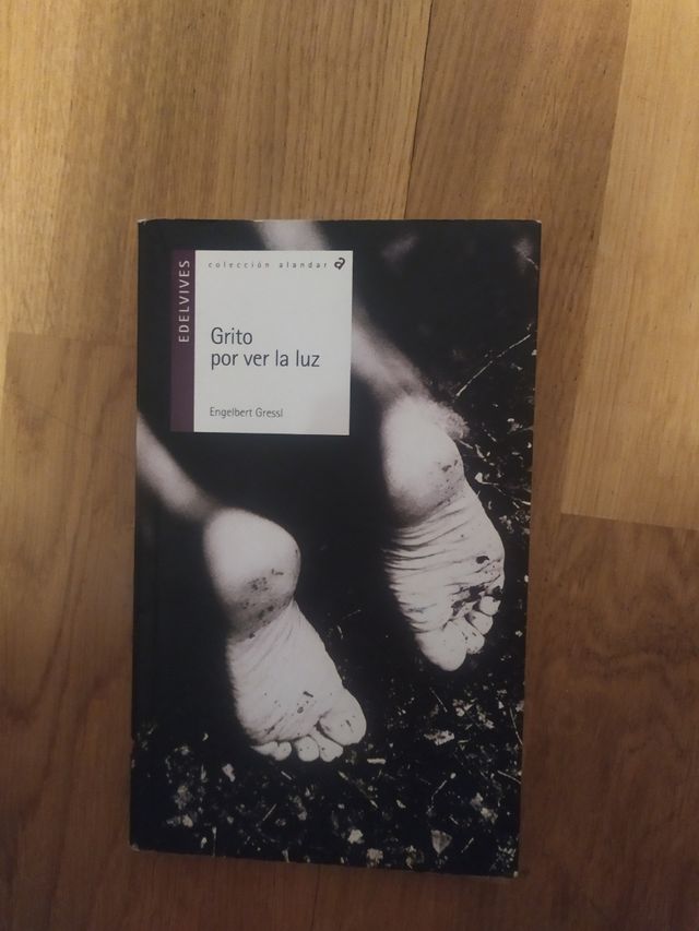 Libro "Grito por ver la luz"