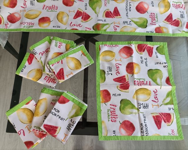 Mantel con servilletas