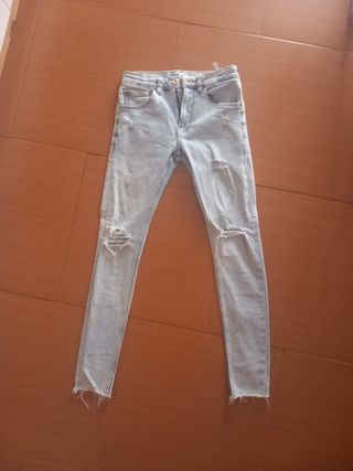 Pantalón vaquero hombre Bershka