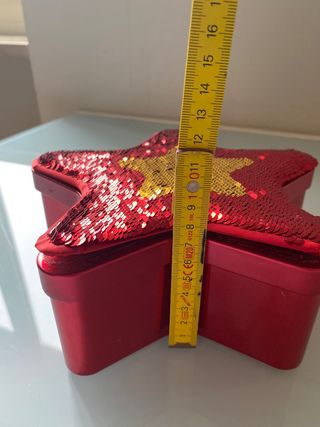 Scatola natalizia a forma di stella