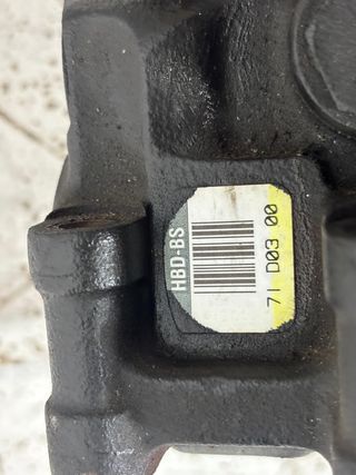 Bomba dirección Ford Transit Connect 