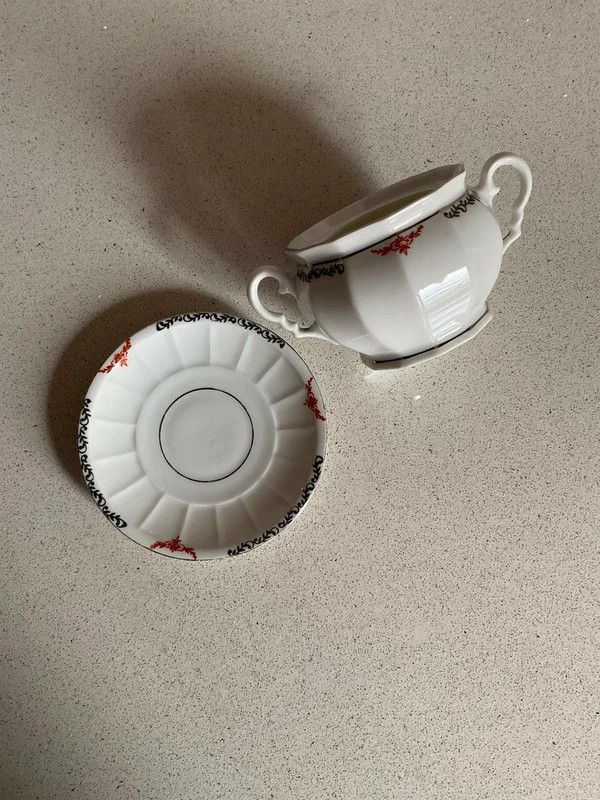 Zuccheriera con piattino