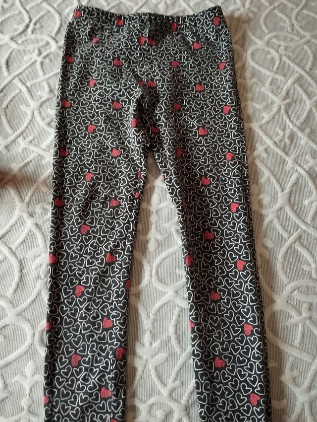 Conjunto pantalón y camiseta