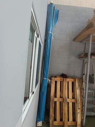 Toldo enrollable para exteriores
