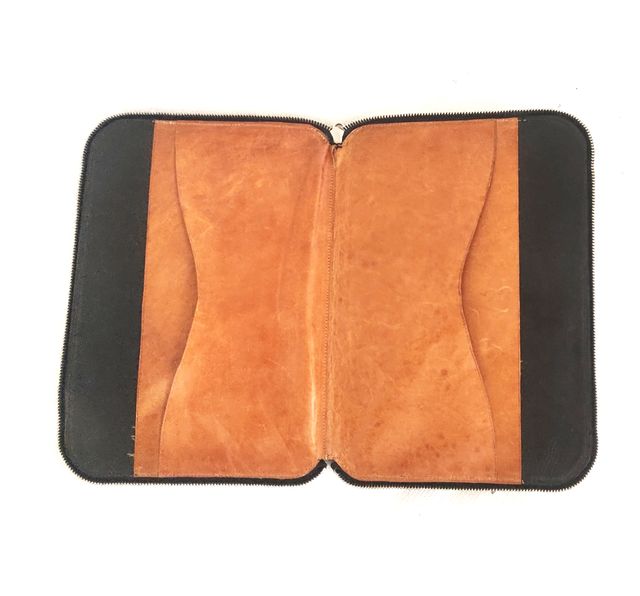 Portafolio vintage en cuero, negro y marrón