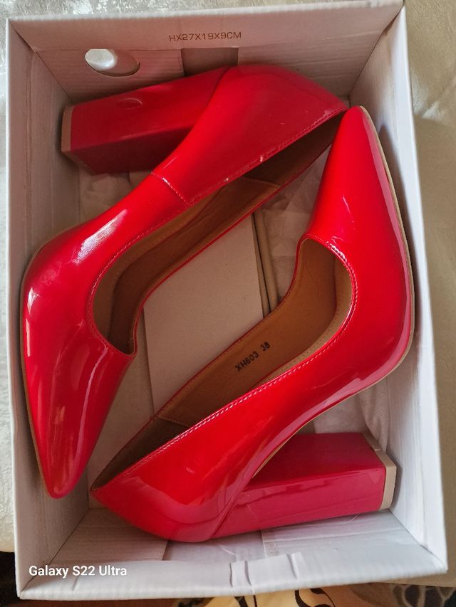 Scarpe con tacco 👠  rosse