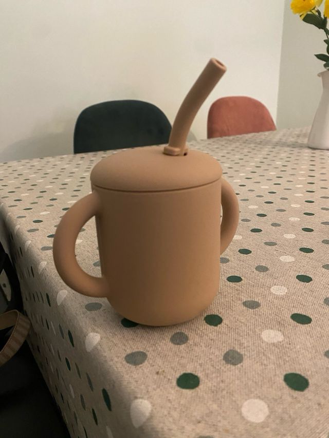 Taza aprendizaje con pajita