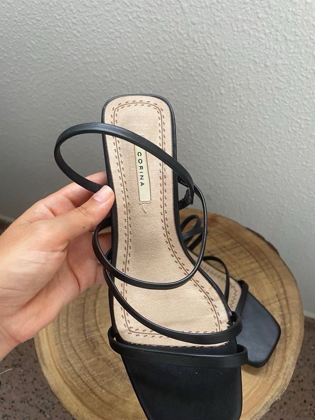 Sandalias tacón verano negras