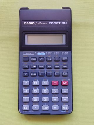 CALCULADORA CASIO CIENTÍFICA