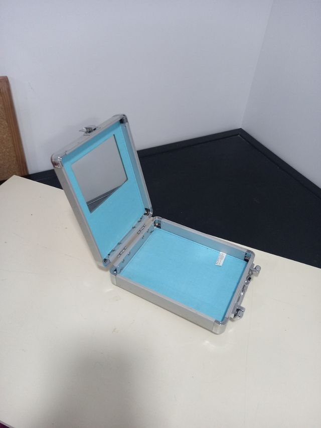 Caja de aluminio 
