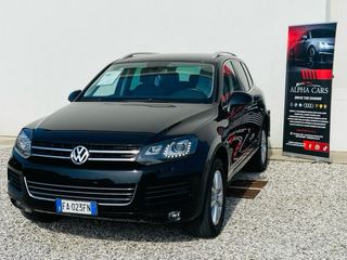 VOLKSWAGEN Touareg 3.0 V6 tdi bluemotion 245CV 