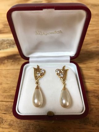 Pendientes largos majórica 