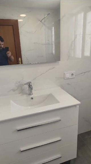 EMPRESA DE REFORMAS - BAÑOS, en 46011 de Valencia