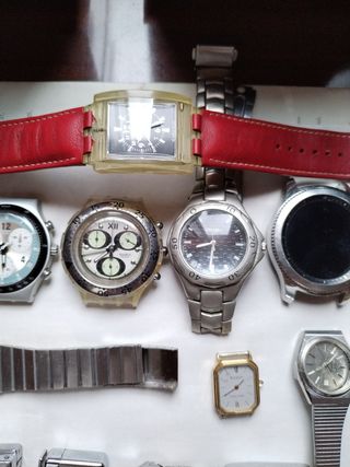 Lote de Relojes y Mecheros para Reparar