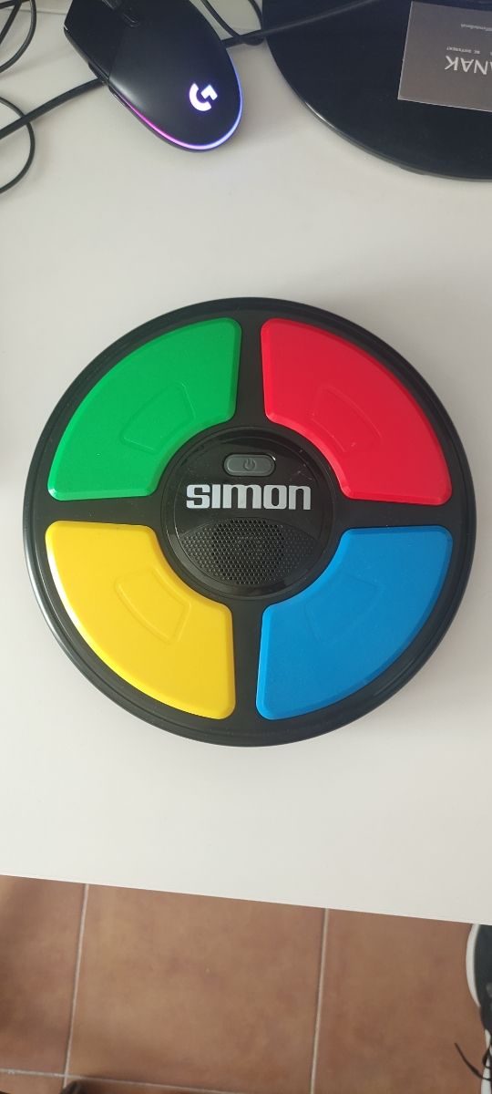 Juego de mesa Simon