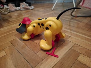 Juguete de perro andador