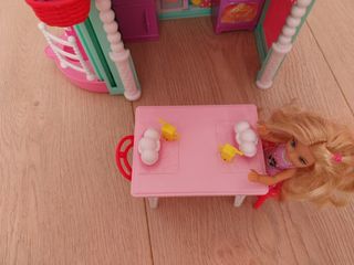 La casita de Chelsea (Barbie)