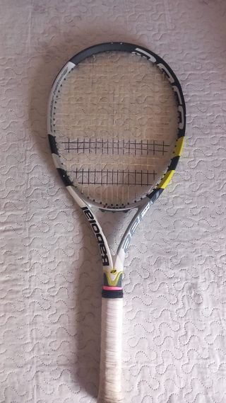 2 raquetas de pádel y 1 de tenis