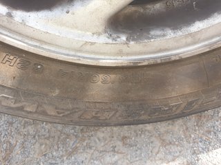 NEUMATICO + LLANTA 4 TORNILLOS