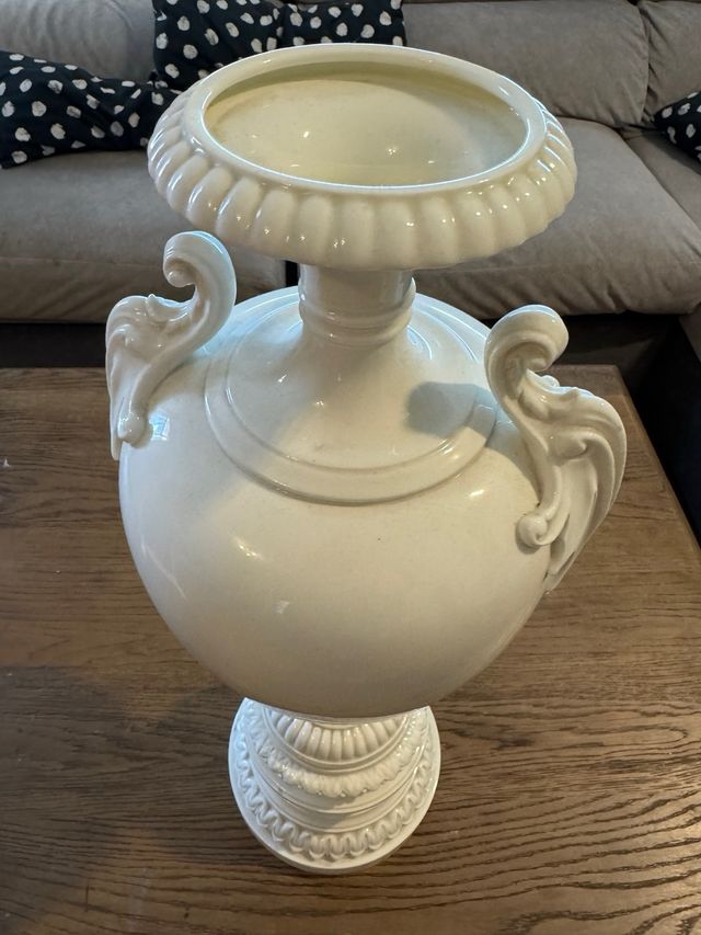 Jarrón me queda solamente uno!!!