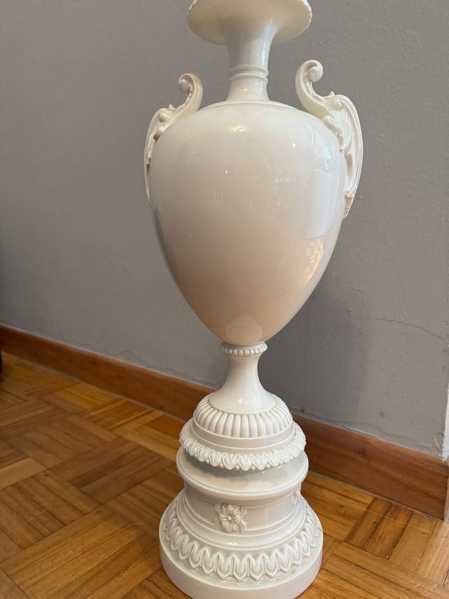 Jarrón me queda solamente uno!!!