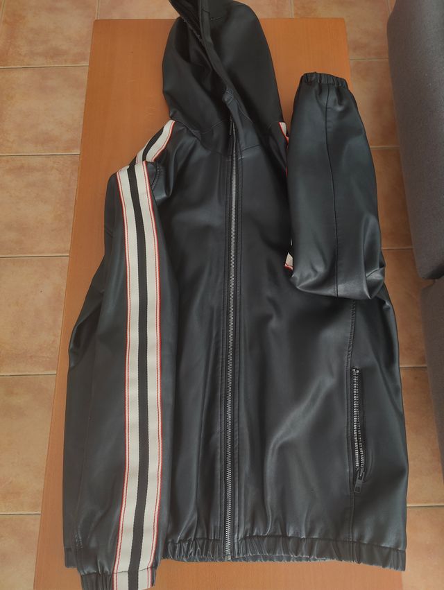 Chaqueta cuero sintético