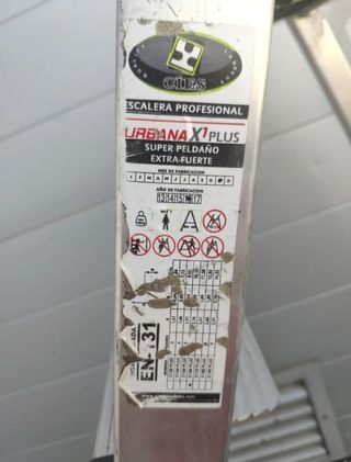 ESCALERA PROFESIONAL 6 PELDAÑOS