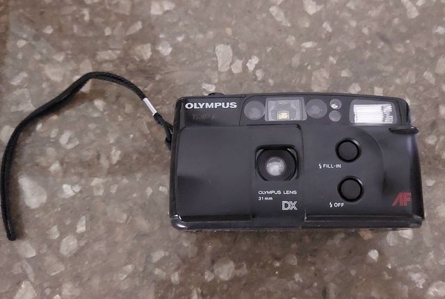 Macchina fotografica Olympus trip  AF 20