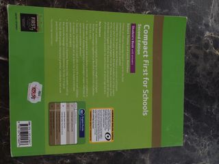 Compact First for Schools con CD