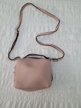 Bolso rosa cuadrado 