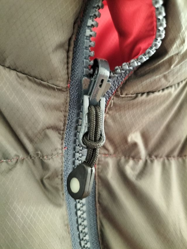 CHALECO DE PLUMAS UNISEX INESCA  38