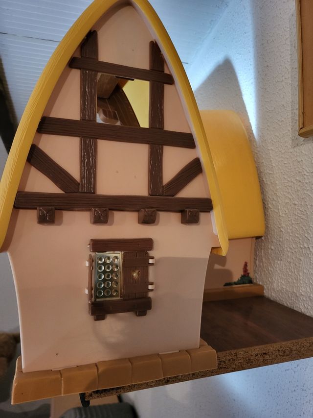 Casa blanca nieves y taller enanitos