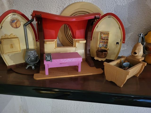 Casa blanca nieves y taller enanitos