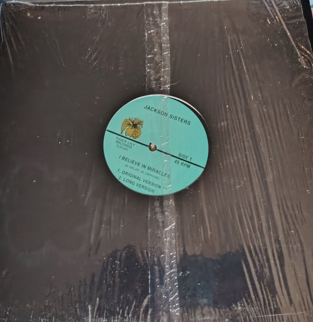 I believe in miracles - Jackson Sisters