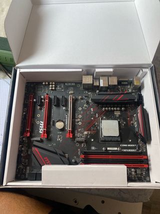 Placa base MSI B550 Gaming Plus