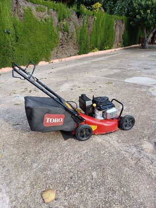 Cortacésped TORO