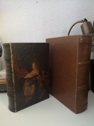 Cajas libro forradas de terciopelo