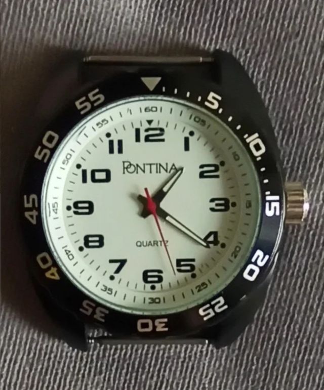 Reloj Pontina