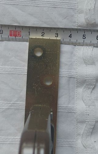 Cerradura AZBE para puertas de entrada