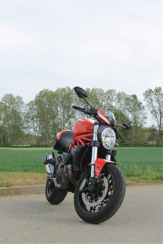 Ducati monster 821
