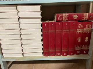 Enciclopedias y libros